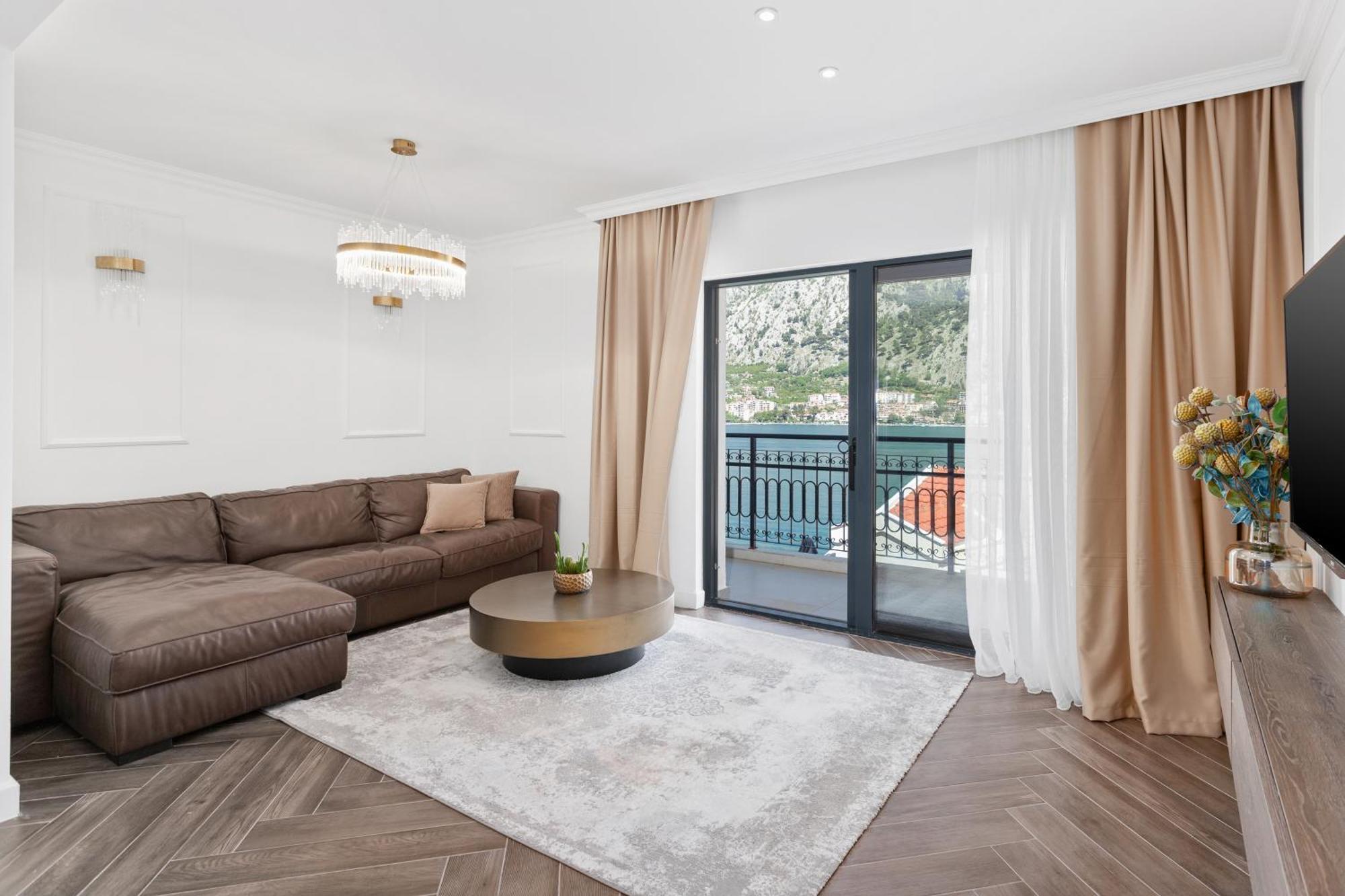 Dekaderon Lux Apartments Котор Экстерьер фото