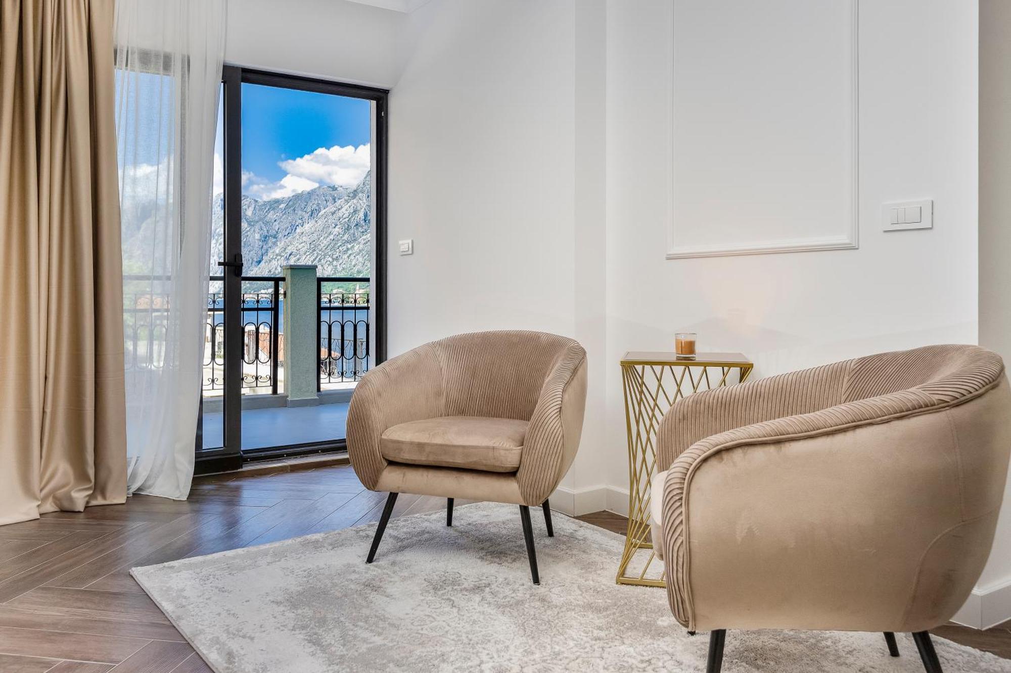 Dekaderon Lux Apartments Котор Экстерьер фото