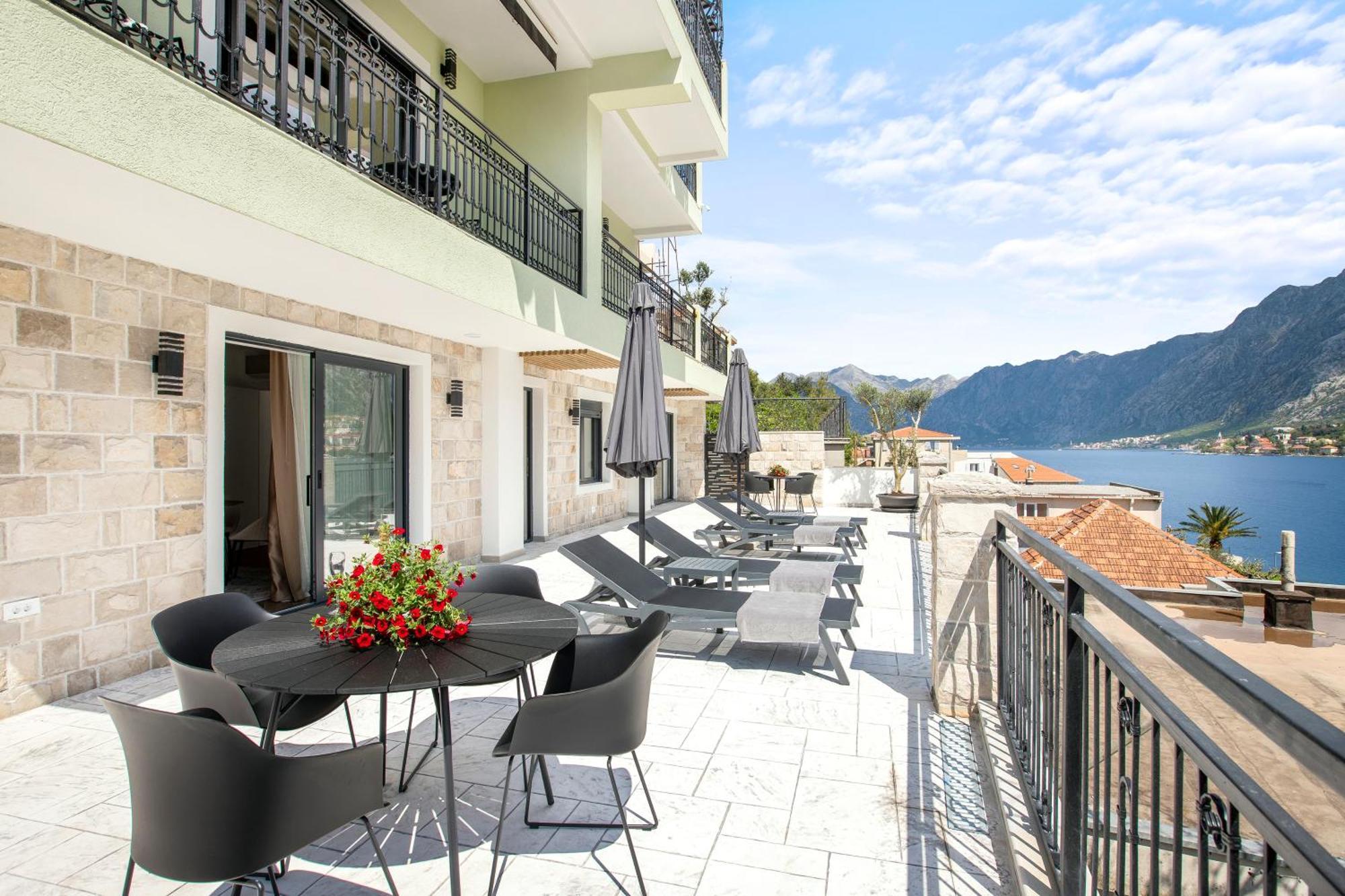 Dekaderon Lux Apartments Котор Экстерьер фото